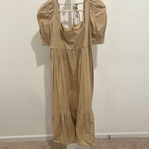 EN SAISON SQUARE NECK MIDI / Color: Natural / Size S